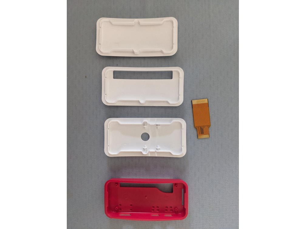 Alle Teile des Gehäuses